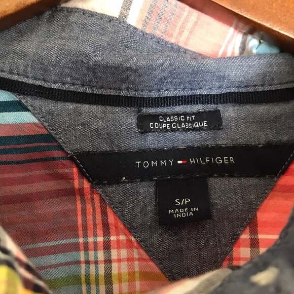 Tommy Hilfiger button down long sleeve S - Picture 3 of 12